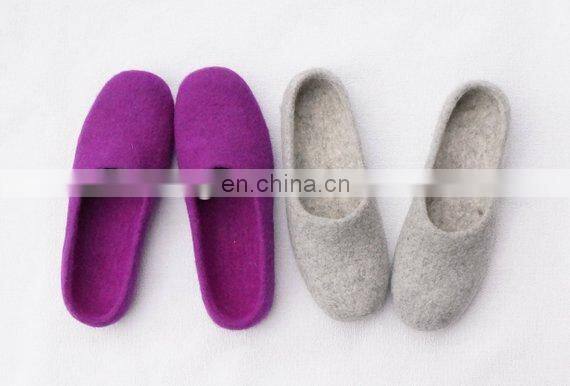 Factory price high-quality bathroom felt slippers