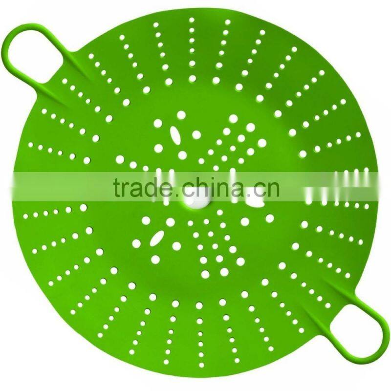 BPA Free food grade silicone steamer with handle