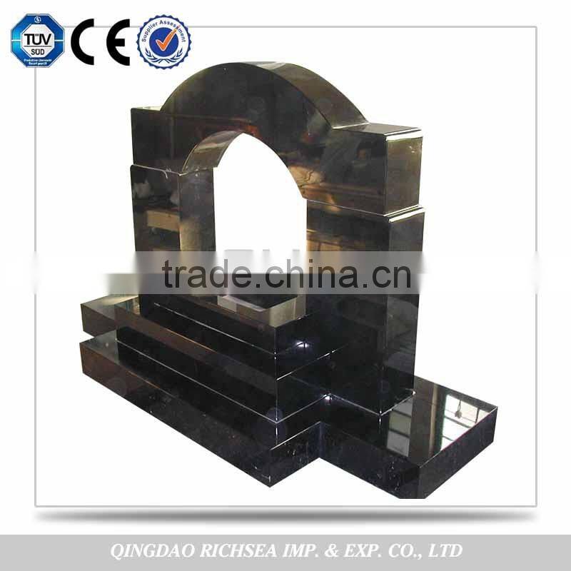 Professional Factory Supply European Black Granite Heart Shaped Tombstone with Angel