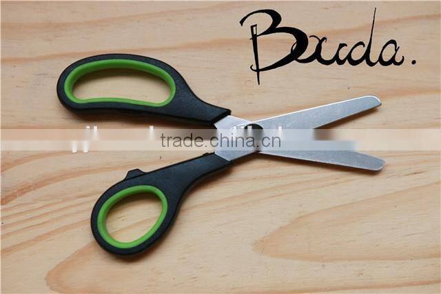 5" Stationery stainless steel student scissors with plastic handle BD-S1706