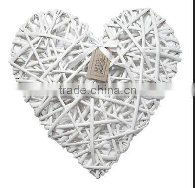 Wholesale wicker hearts for festival decoration