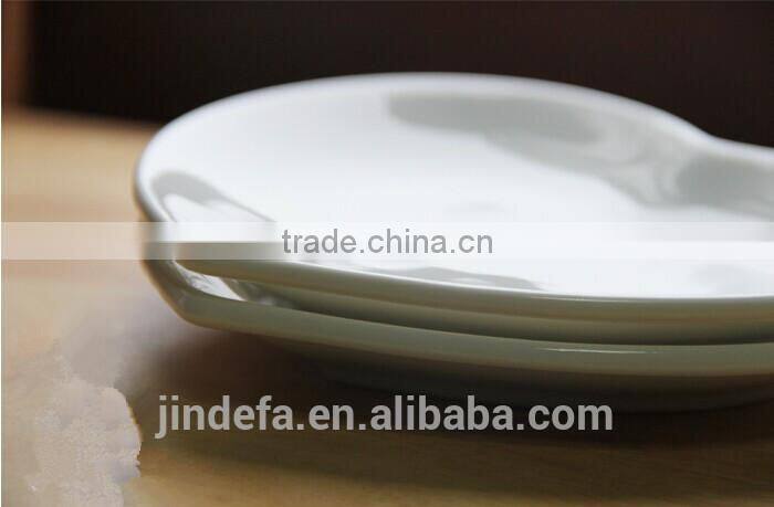 personalized special white hotel porcelain dish plate with heart shape
