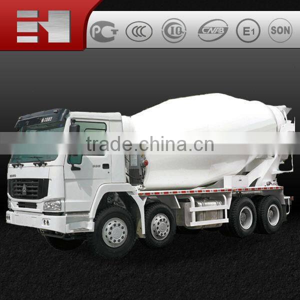 SINOTRUK HOWO concrete mixer truck / white color mixer lorry for sale