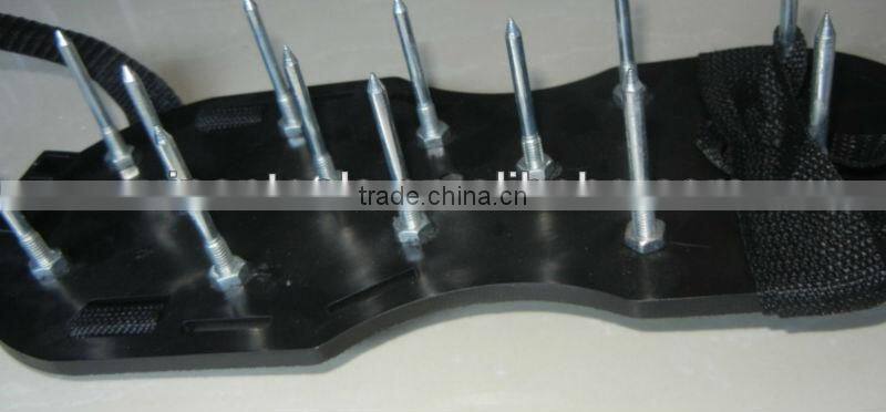 Tile Spiked Shoes with assembled