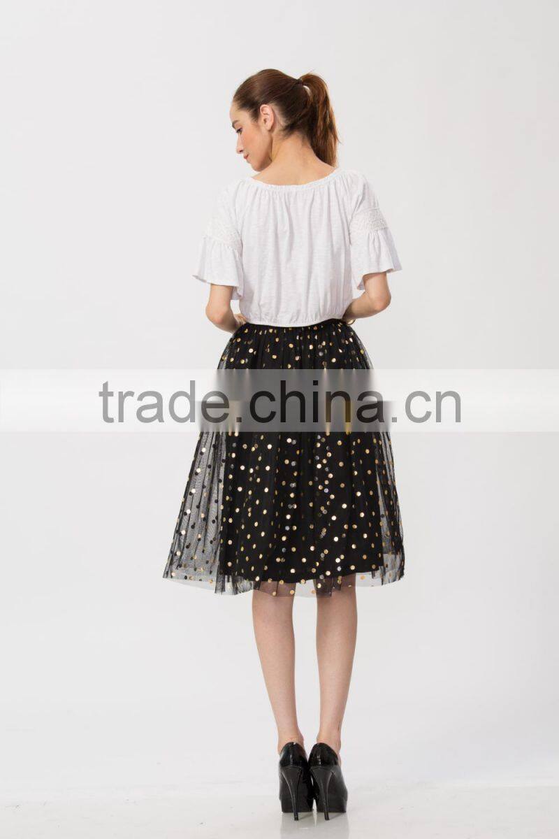 Woman Charming Lady Fashion Black Mesh Skirt with Golden Foil