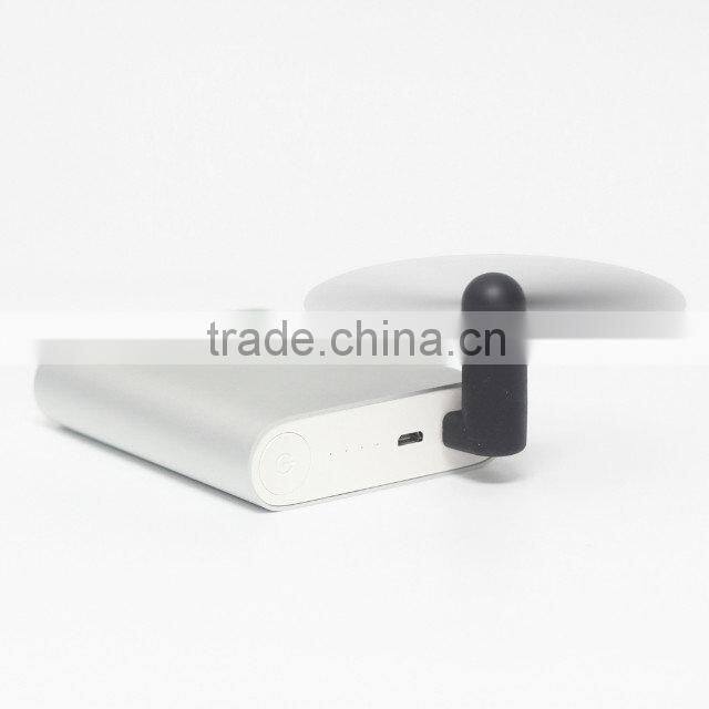 smart and fashionable USB fan for micro