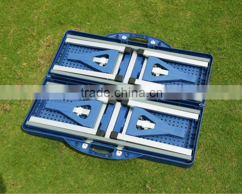 Outdoor Plastic Folding Table