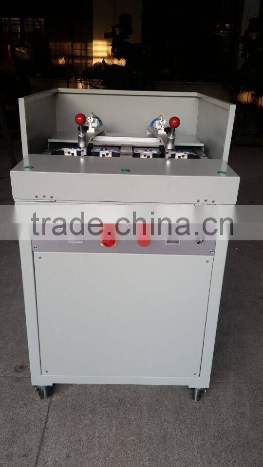 Automatic pocket creasing machine