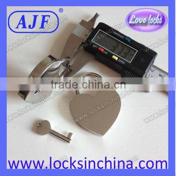 Silver love padlocks for valentines day promotional gift