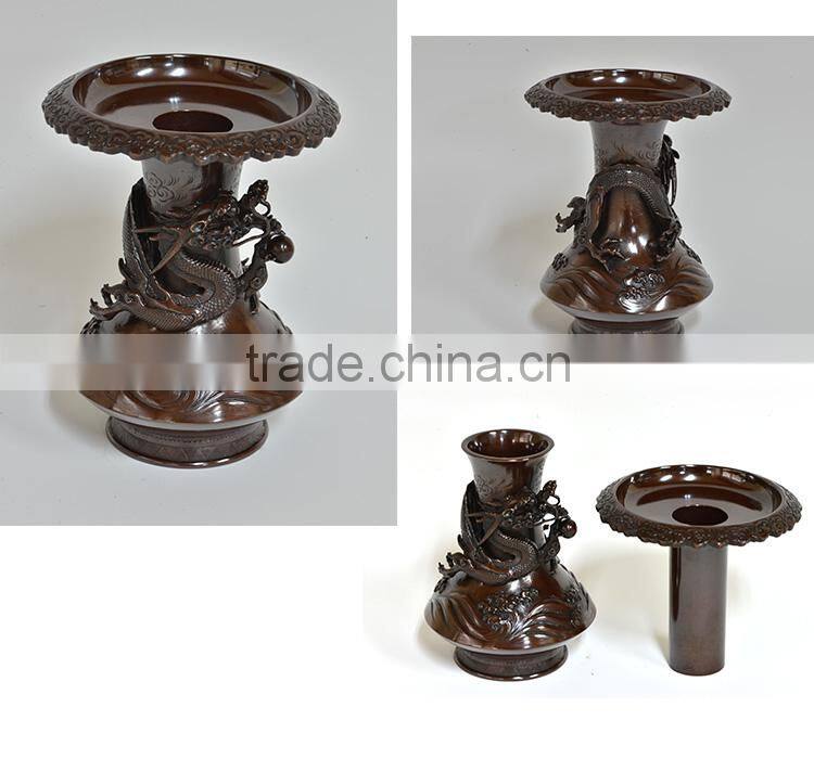 Traditional dynamic candlesticks for candle souvenirs with great details