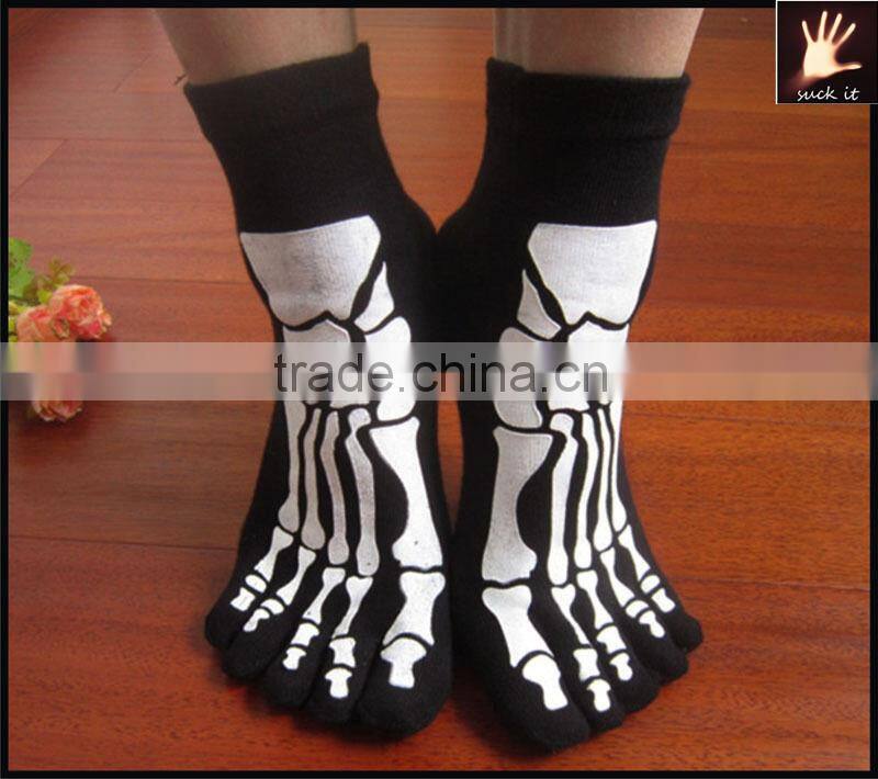 Cotton Warmth Skull Ankle Length Funny Women's Toe Socks