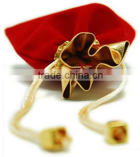 Red Velvet Jewelry Pouch For Christmas