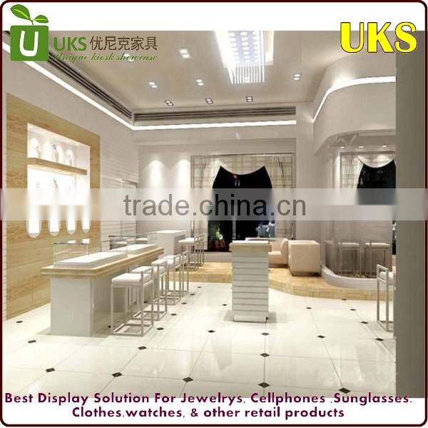 Customized glass jewelry display counter of jewelry retail store
