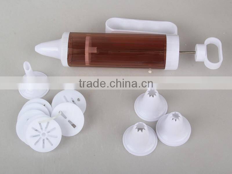 2016 NEW hot sale wholesale Piping Rob Suit Plastic Cake Decorating Tips Pen for Fondant Icing for make cake