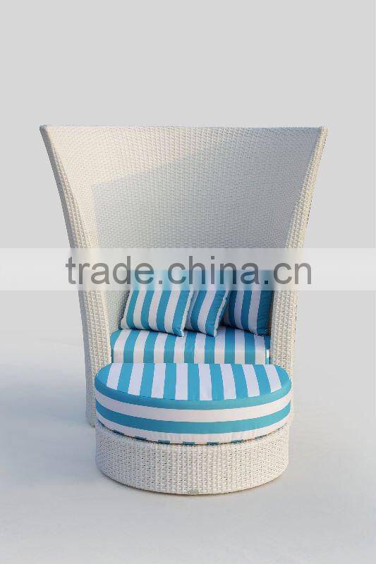 high ending high back wicker chair outdoor synthetic rattan day bed chair