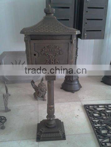 Euro Style cast iron aluminum letter post mailbox, lighted post mailbox