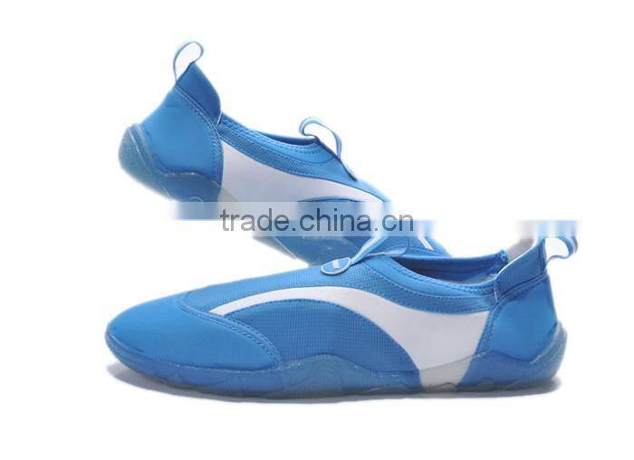 outdoor mesh water shoes casual fashion for men made in jinjiang factory, adults casual shoes relaxation on the beach for male
