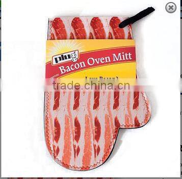 Bacon Oven Mitt