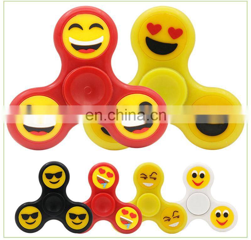 Emoji Hand spinner Emoji Fidget Spinner EDC Finger Tips luminous glow in dark Handspinner Tri Spinner Luminous Smiling Face Gyro