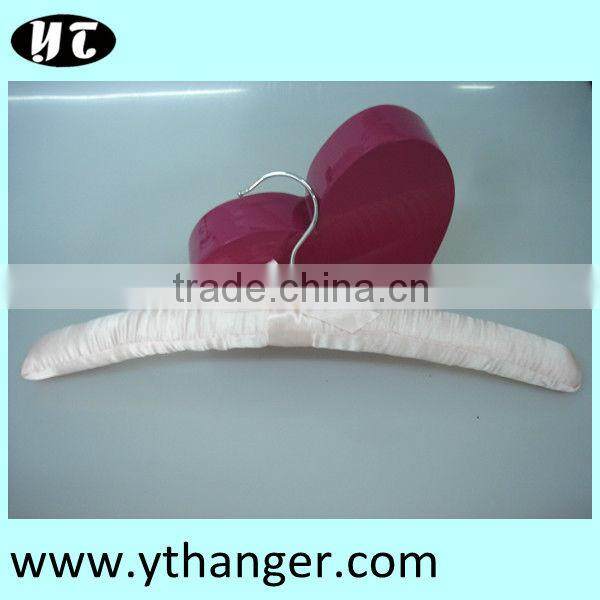 EM1308-002 promotions gift satin hanger classic underwear hanger