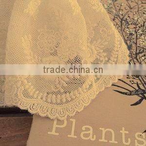 Fashionable garment accessory