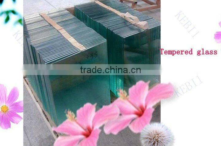 Tempered glass for staircase design