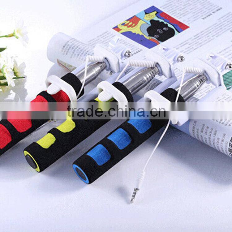 2015 factory colorful aluminum selfie stick for mobile phone camera
