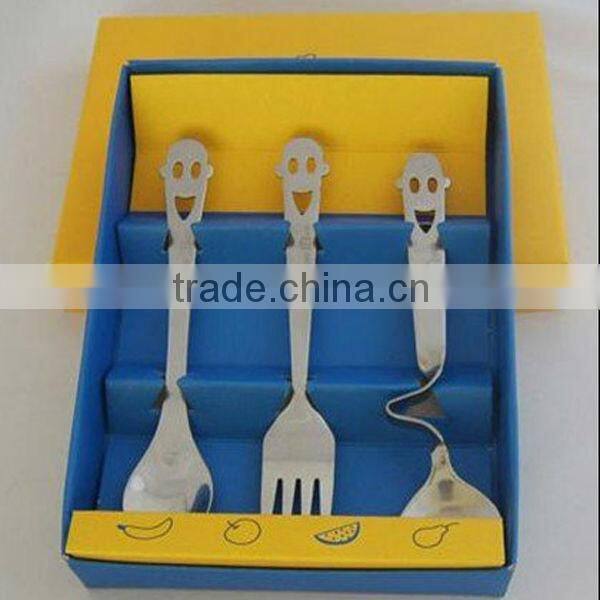 smile cutlery set