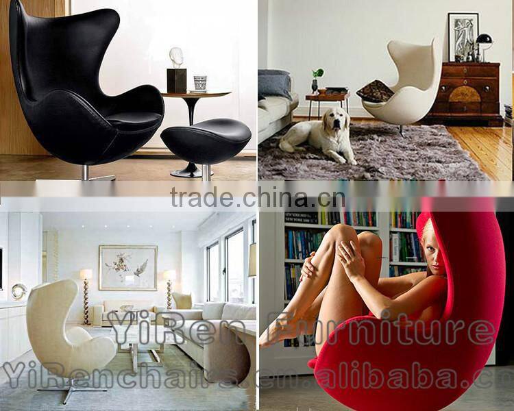 Artifort Little Tulip Swivel Armchair -creamy white