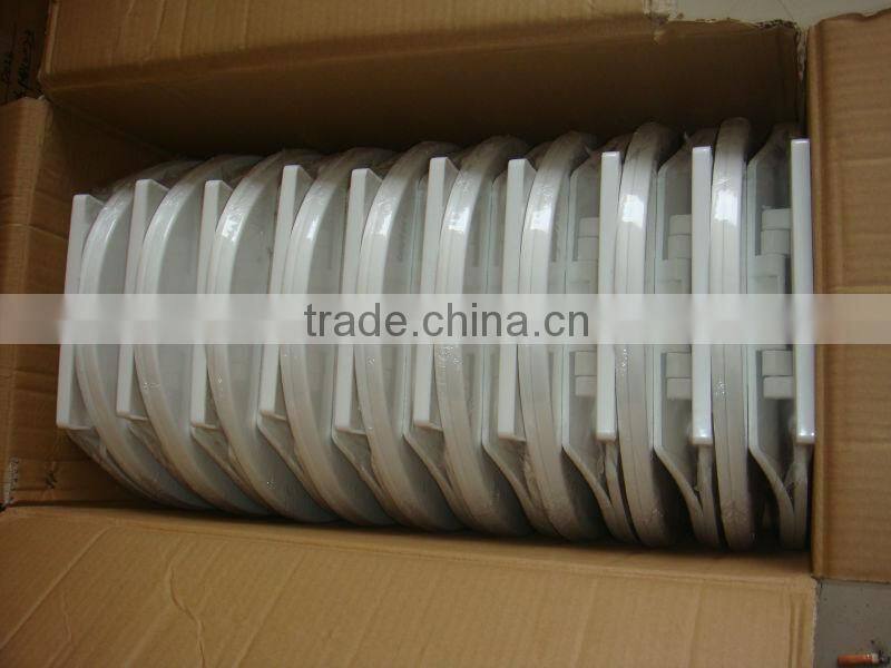Sanitary white PP toilet seat cover