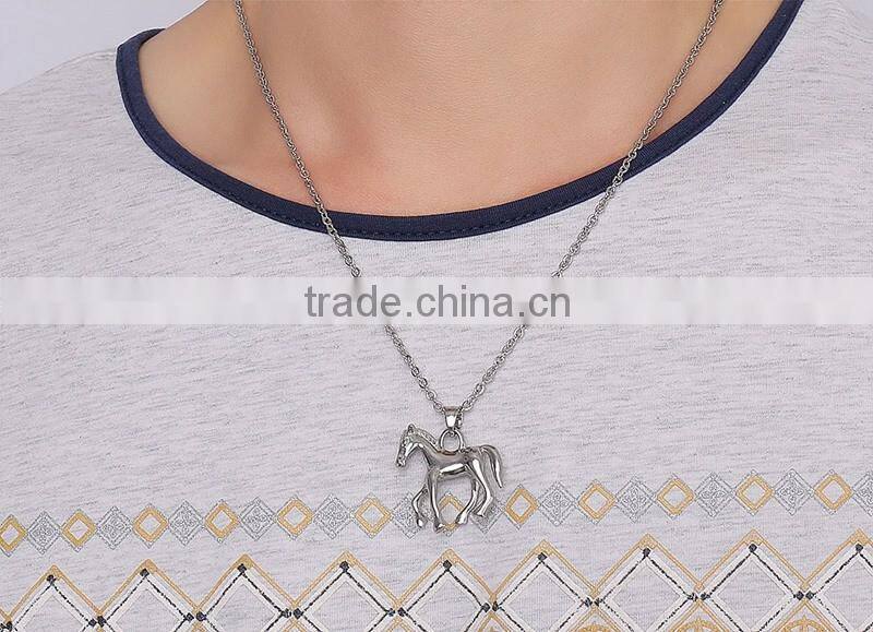 Fashion sturdy Chain Necklace Horse Pendants Necklace Accessories Animal Type Dress Jewelry For Men