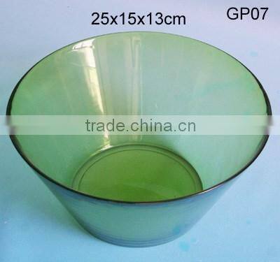 Smooth colored glass bowl for food