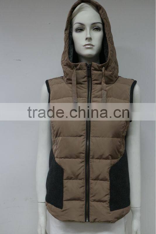 Lady's Fashion Down Vest Jacket OEM Service Women Winter Outdoor Vest