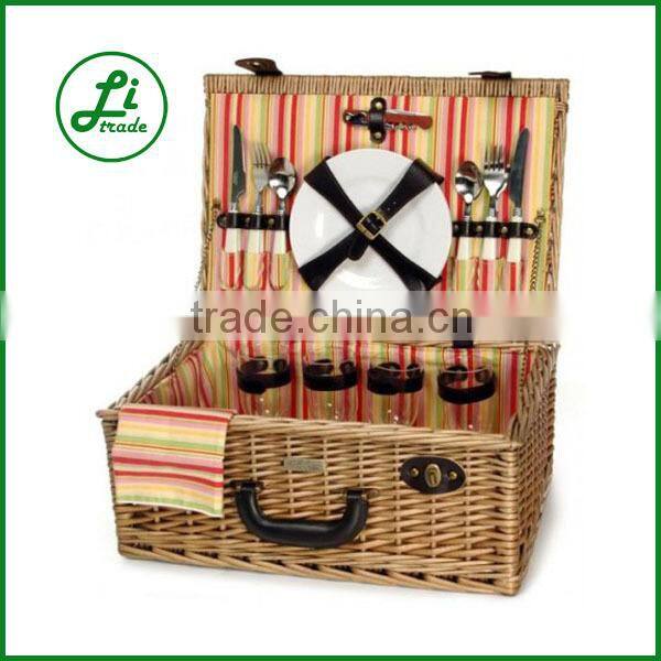 heart shape willow picnic basket