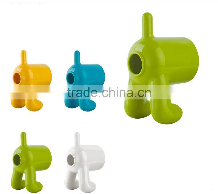 Wholesale Stock Small Order Fashion Plastic Puppy Colorful Napkin Holder