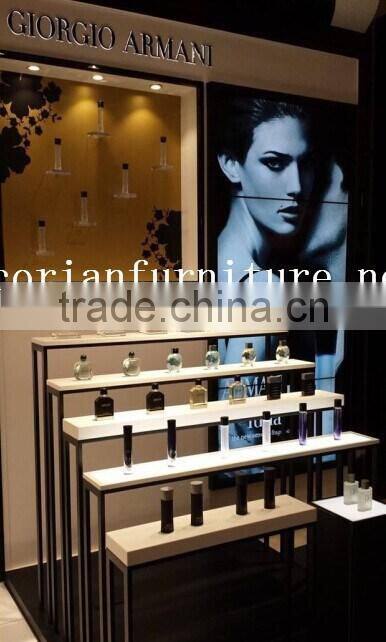 Hi Macs / Corian solid surface made center cashier desk for optical store design