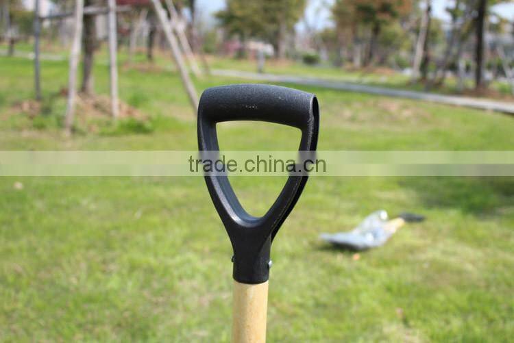 garden wooden long handled shovels