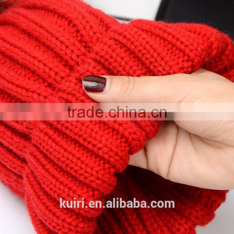 Wholesale Beanie Hats with raccoon fur ball for women winter