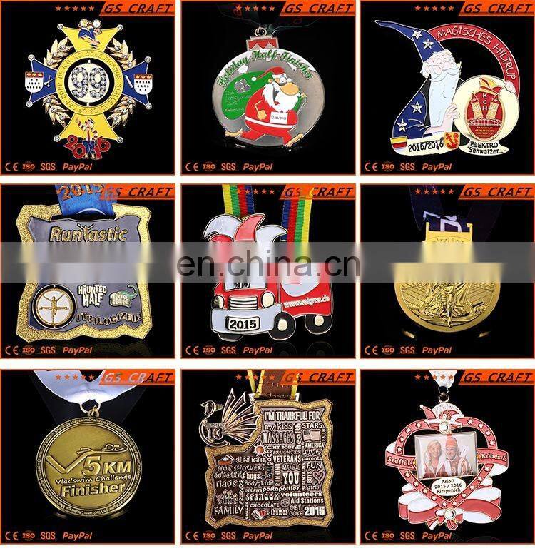 2016 new style canada maple leaf shaped casting metal medal