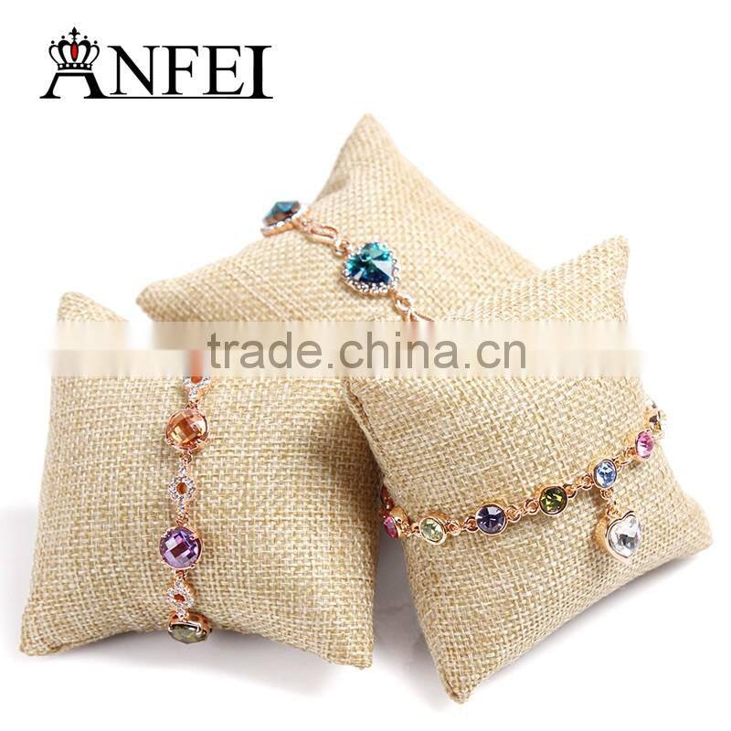 A257 ANPHY pillow display for bracelet or watch