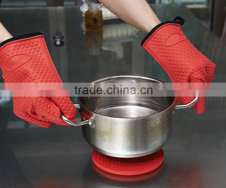 Silicone Gloves with Fabric Lining for Cooking, Baking, Barbeque, Grilling- Heat Resistant