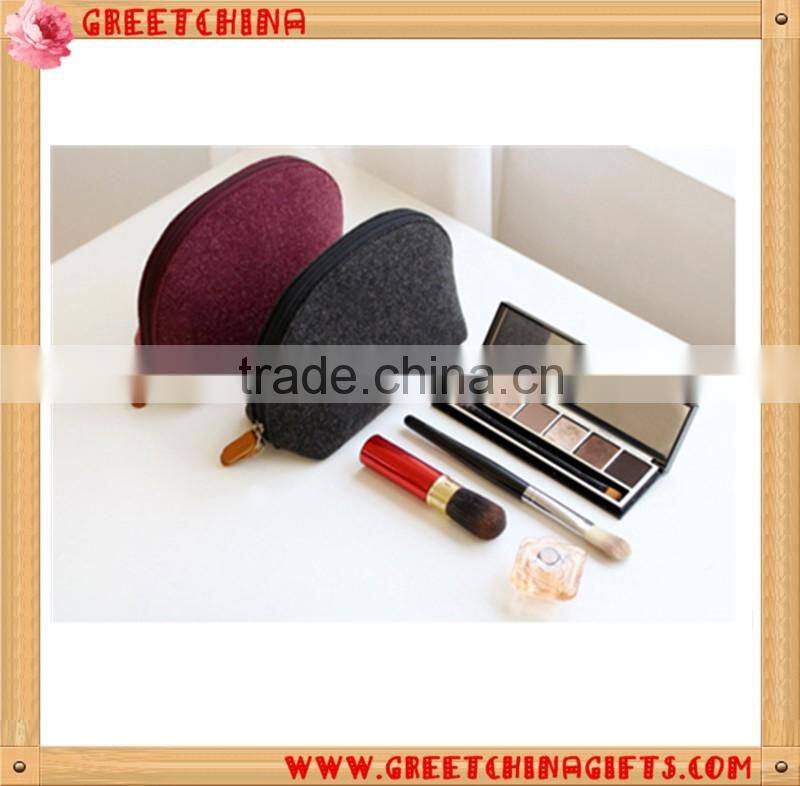 Promotional customized logo cosmetic travel felt bag
