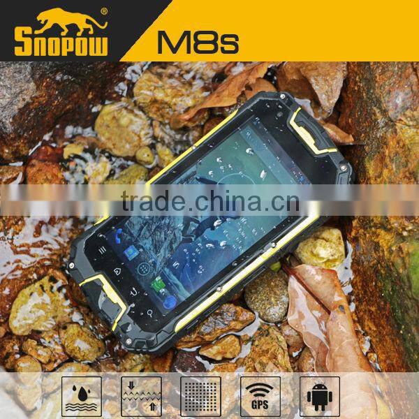 snopow M8 IP68 waterproof quad core walkie talkie 5km android 4.4 NFC wireless charger 4.5 inches rugged waterproof cell phone