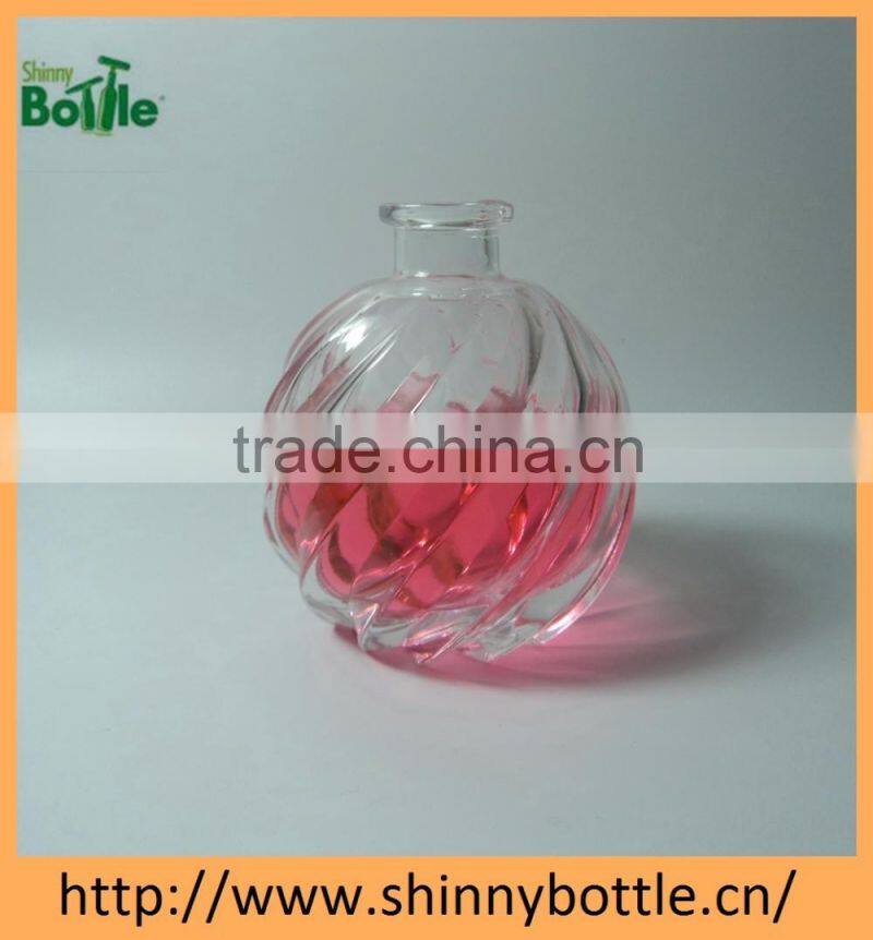 Home fragrance Aroma Diffuser with glass bottle and sola flower