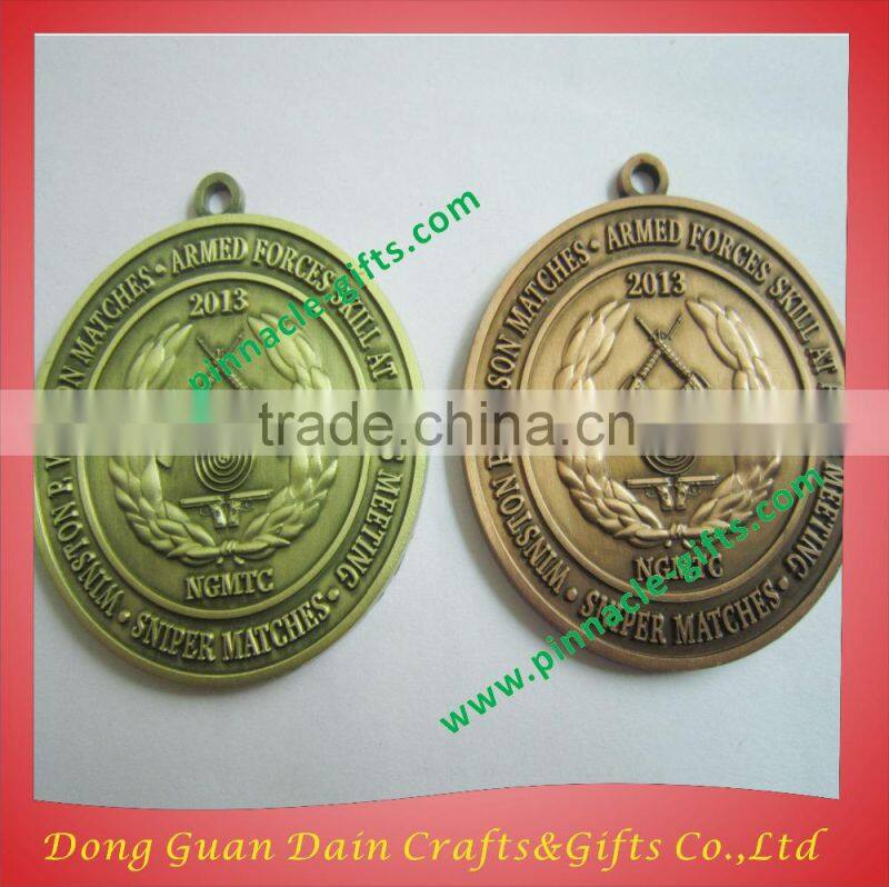 Custom Die-casting metal safety lapel pin star pin badge