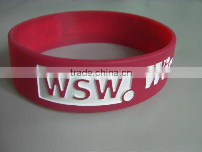Shenzhen promotional silicon custom bracelet manufacturer