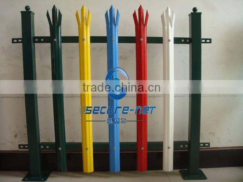 China new design hot sale galvanized triple pointed w section palisade fence