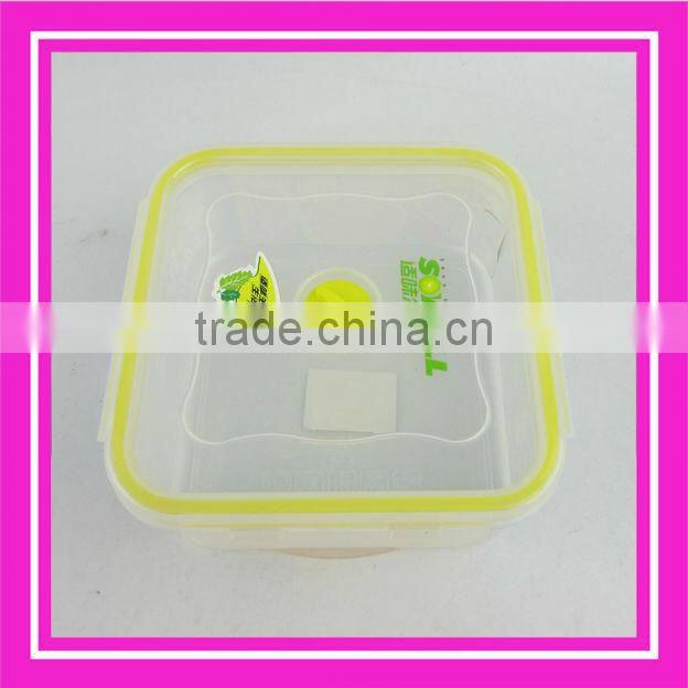 Lunch box with lid