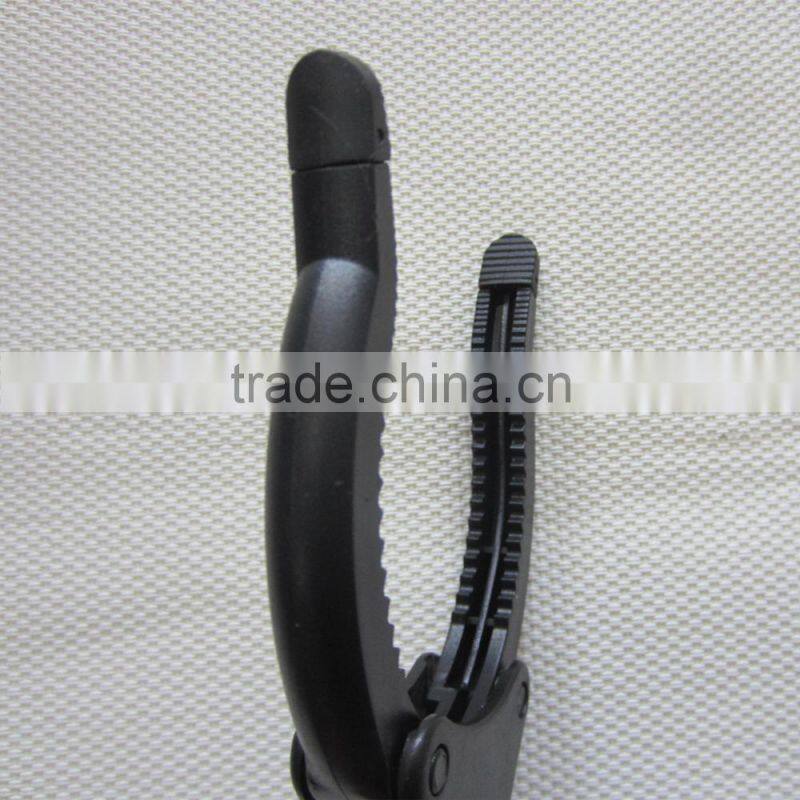 Garbage Pick Up Grabber Tool For Garden Use Or Household Usage