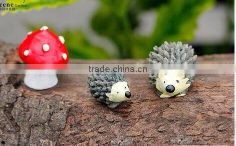 cy307 Miniature DIY Fairy Garden Accessories 3pcs/set,two hedgehog and one mushroom